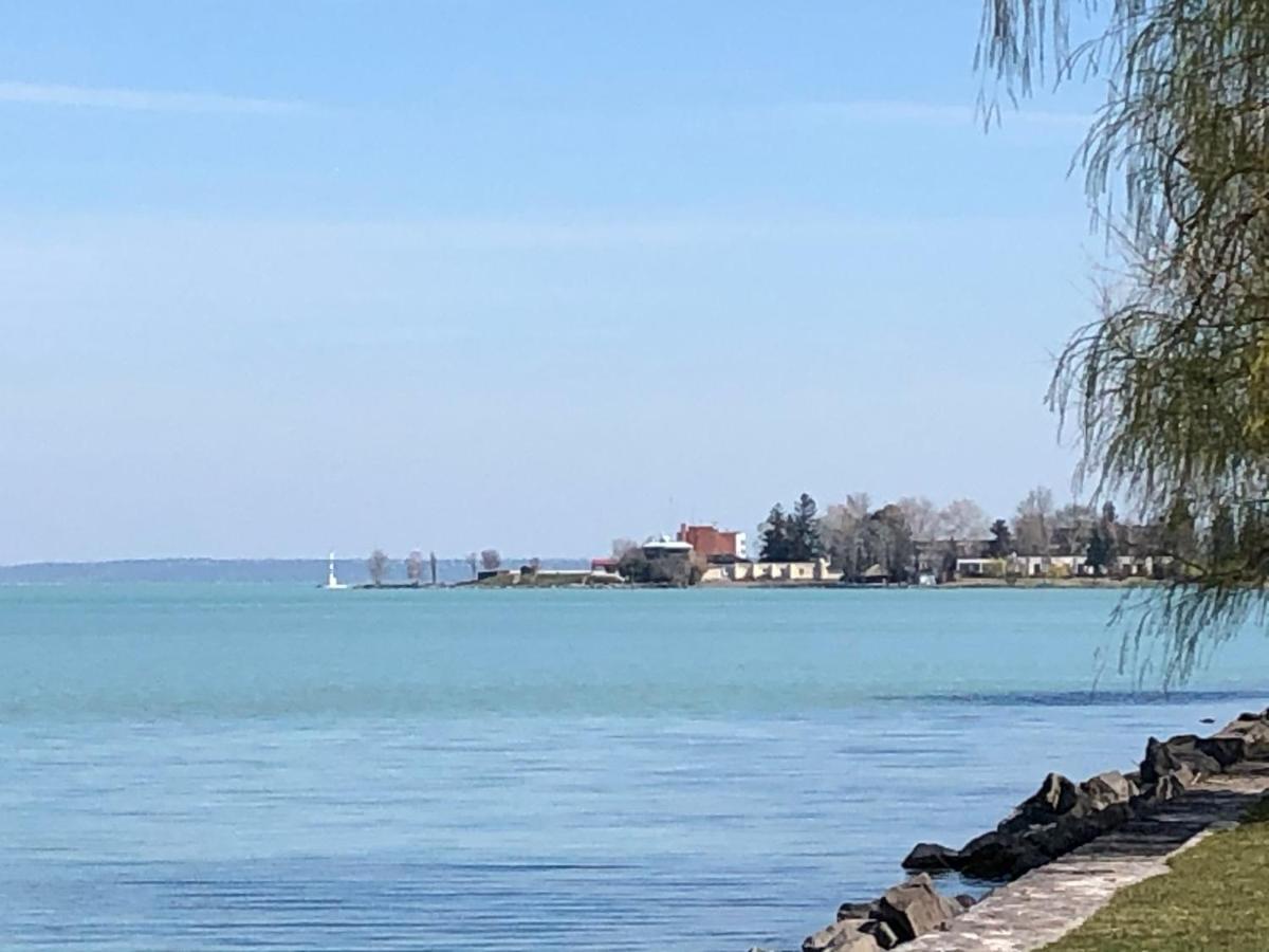 House For 6 Ppl At Lake Balaton Siófok Eksteriør billede